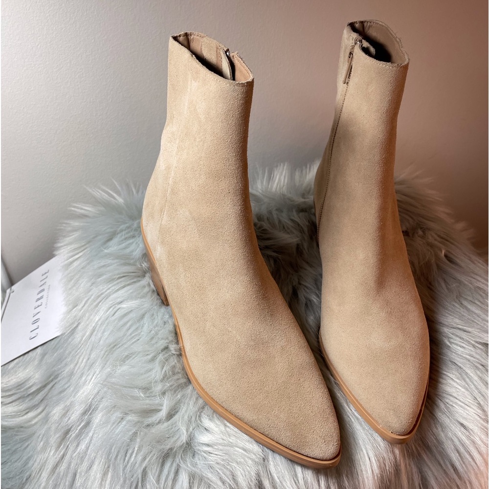 Lisa Vicky Suede Booties